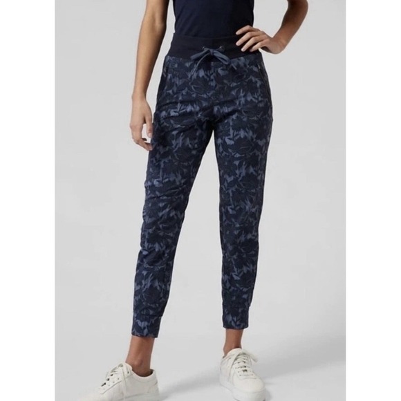 Athleta Trekkie North Jogger Pants Women's Size 16 Blue Floral Activewear Hiking